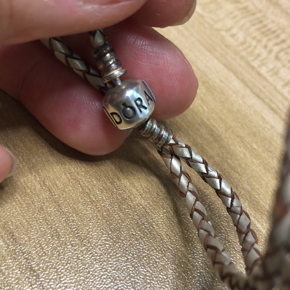Pandora double leather bracelet - Picture 2 of 10